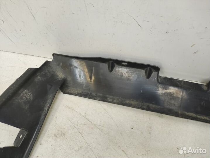 Воздуховод радиатора Renault Duster 1 2012