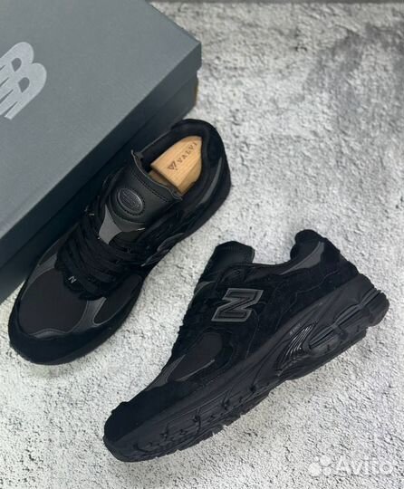 Кроссовки NEW balance 2002