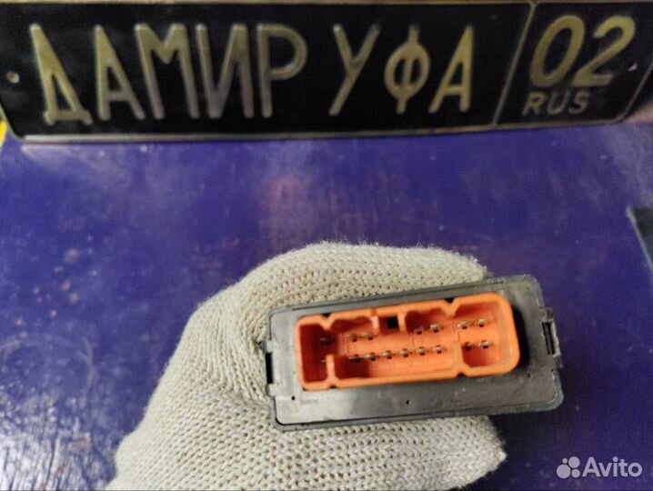 Блок управления дверьми Toyota Raum 5EFE