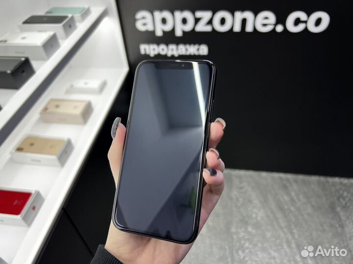 iPhone X, 256 ГБ