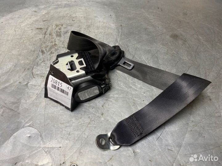 Ремень безопасности с пиропатроном Skoda Octavia