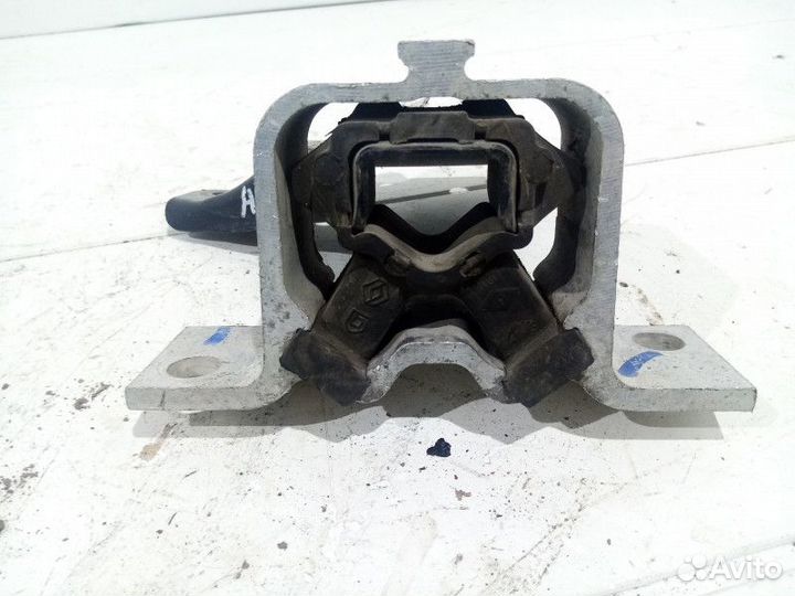 Опора двигателя правая Renault Logan 1