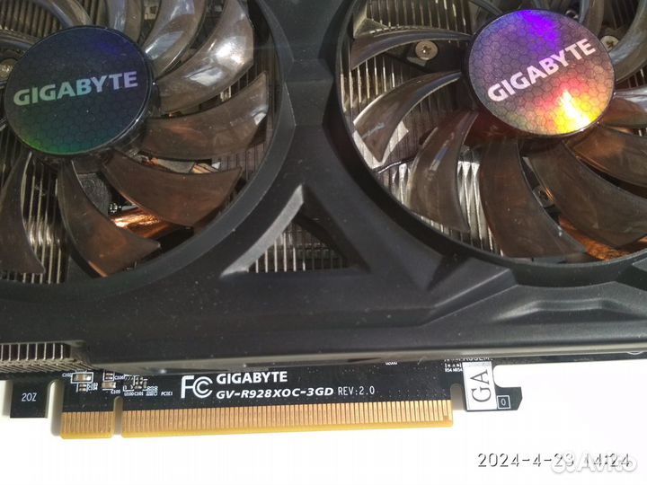 Видеокарта Gigabyte Radeon R9 280X 3gb ddr5