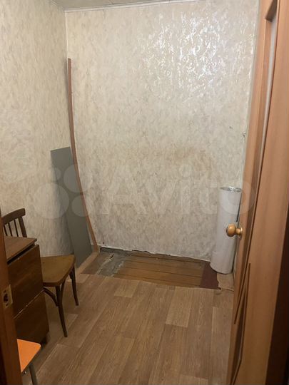 2-к. квартира, 42 м², 1/4 эт.