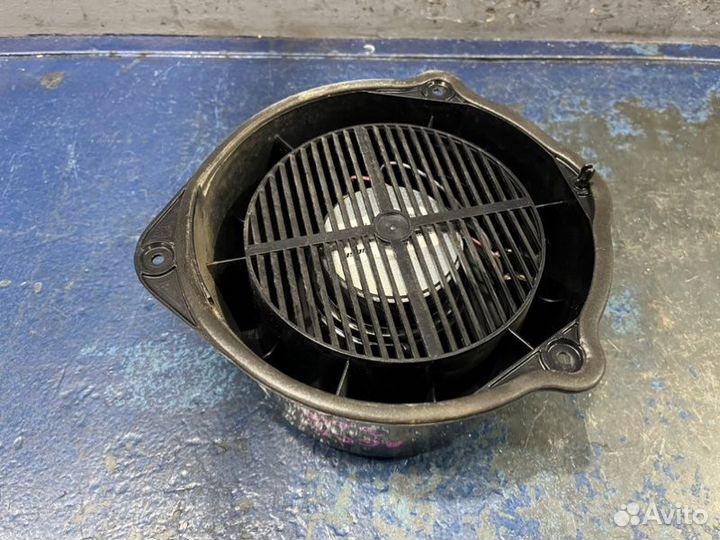 Динамик задний Audi A6 C6