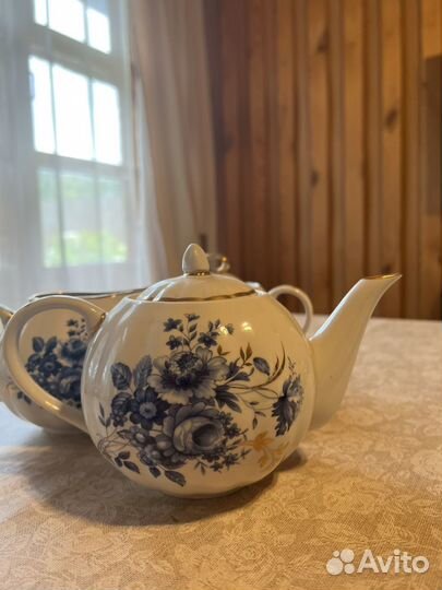 Заварной чайник, сахарница, молочница Дулево