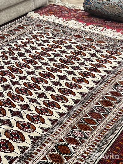 Новый туркменский шерстяной ковер