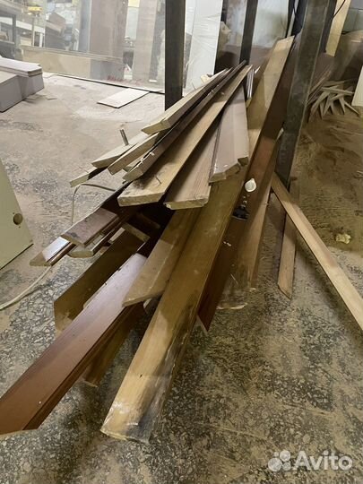 Двери из массива сосны б/у