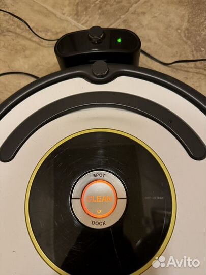 Робот пылесос iRobot roomba