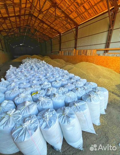 Зерно в мешках