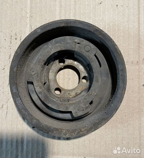 Шкив гур Volkswagen Passat B3 1.8