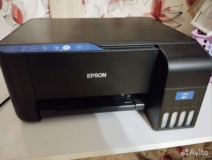 Принтер лазерный цветной epson