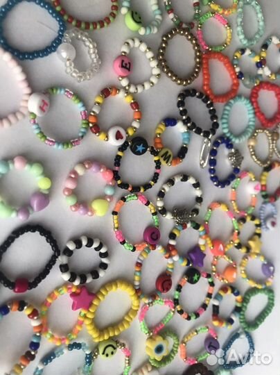 Кольцо из бисера с мишкой