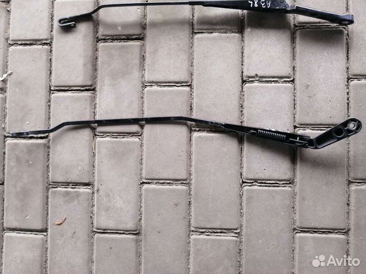 Поводок Дворников Ауди А3 8L