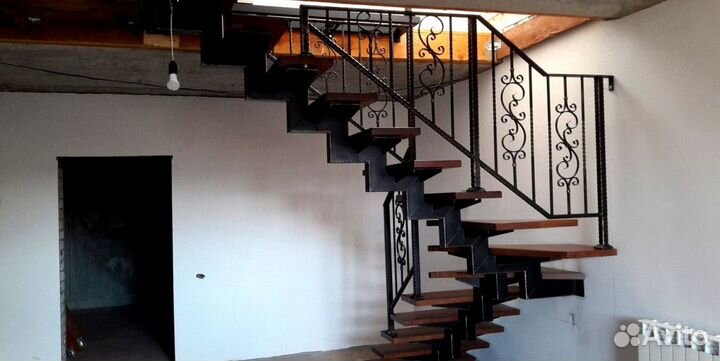 Лестницы с поворотом