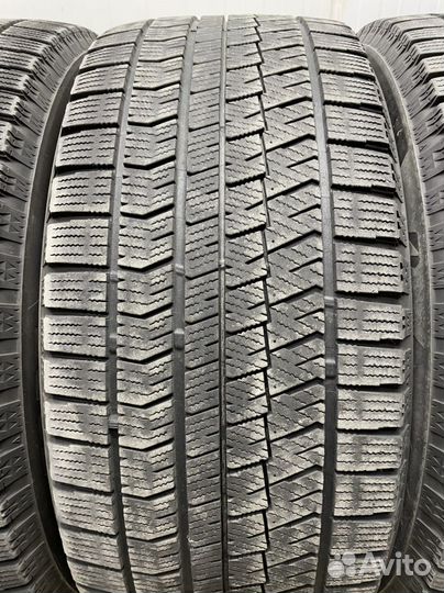 Bridgestone Blizzak VRX2 245/50 R18 104Q