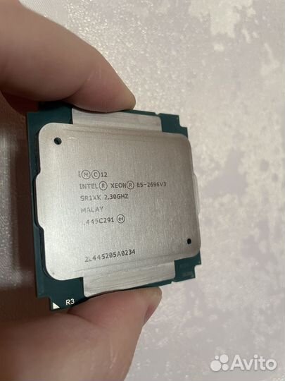 Xeon e5-2696 v3