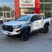 Новый Toyota Hilux 2.8 AT, 2023, цена от 7 000 000 руб.