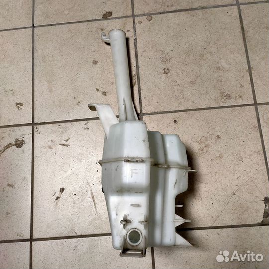 Бачек омывателя Hyundai IX35 Оригинал