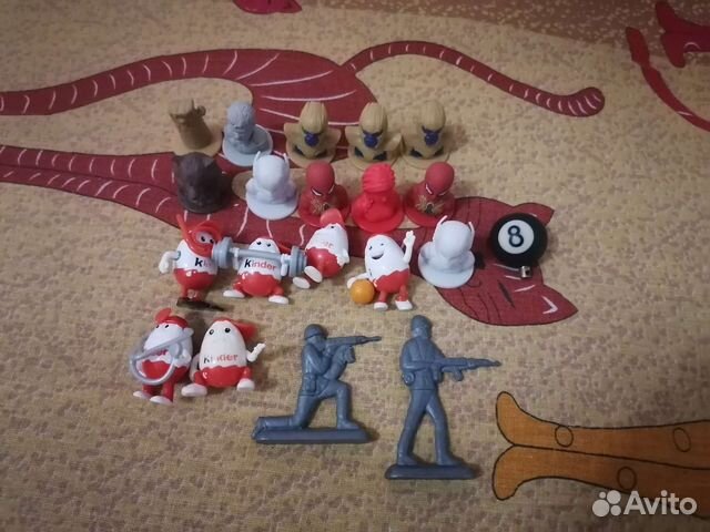 Мини игрушки из киндера