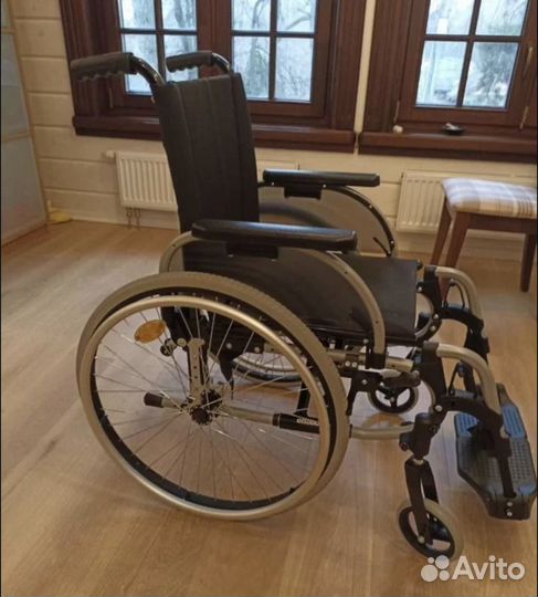 Складное кресло Meyra Budget прокат