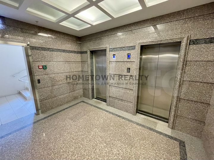 Офис на 8 этаже - 105.6 м²