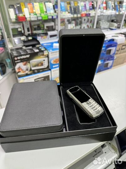 Vertu Ascent 2010, 32 ГБ