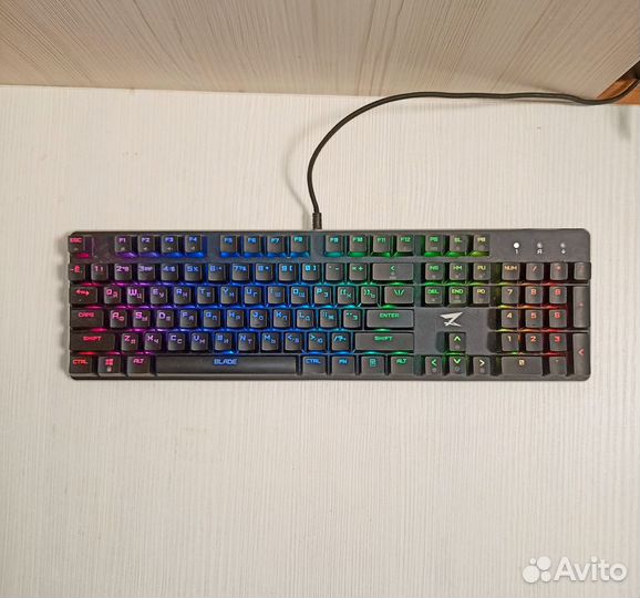 Redragon fizz Rainbow и Zet Gaming Blade