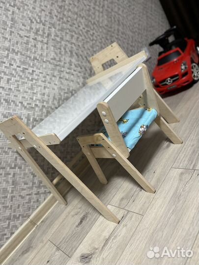 Детский столик со стульчиком