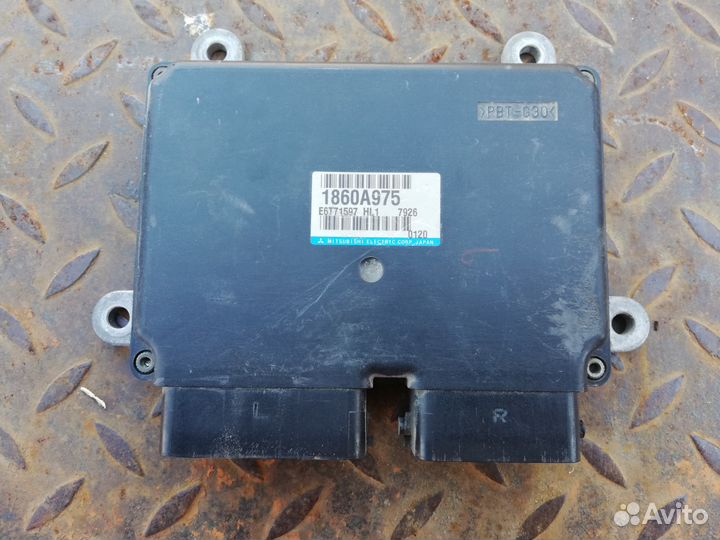 Mitsubishi Lancer 10 Блок управления двигателем