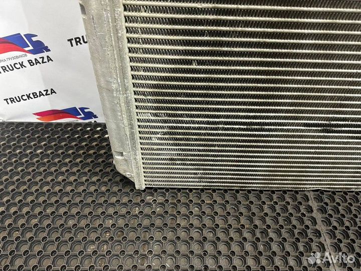 21631996 Интеркулер Volvo FH