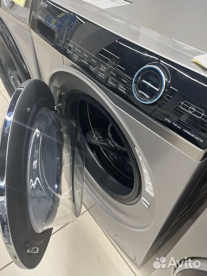 Стирально-сушильная машина Haier HWD80-BP14979S