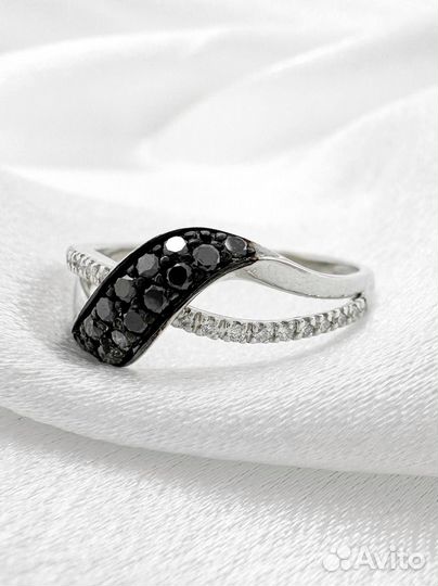 Золотое кольцо с бриллиантами 585 / 1.85 гр