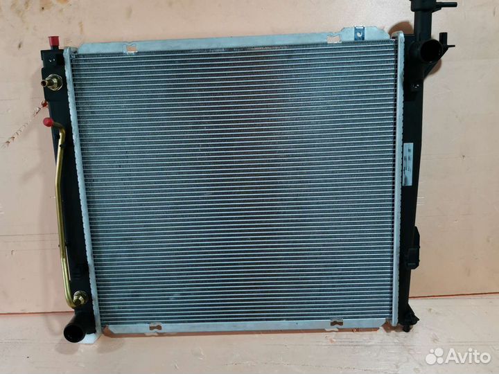 Радиатор охлаждения Hyundai Santa Fe 3D