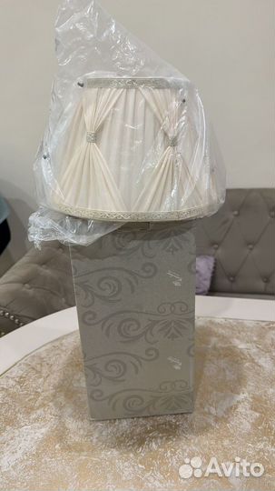 Лампа настольная