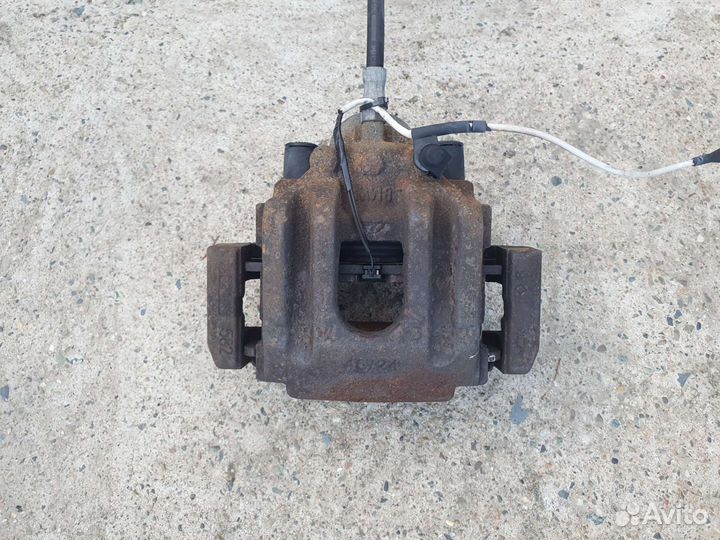 Суппорт задний левый и правый BMW E60 E63 E65