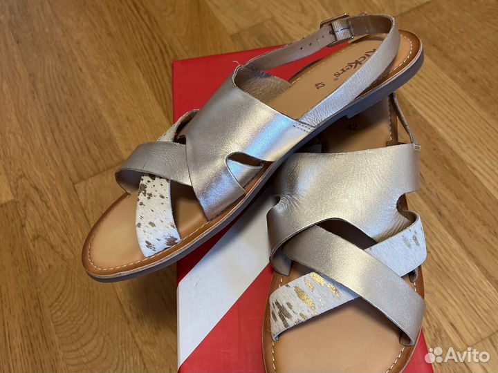 Босоножки новые 41-42