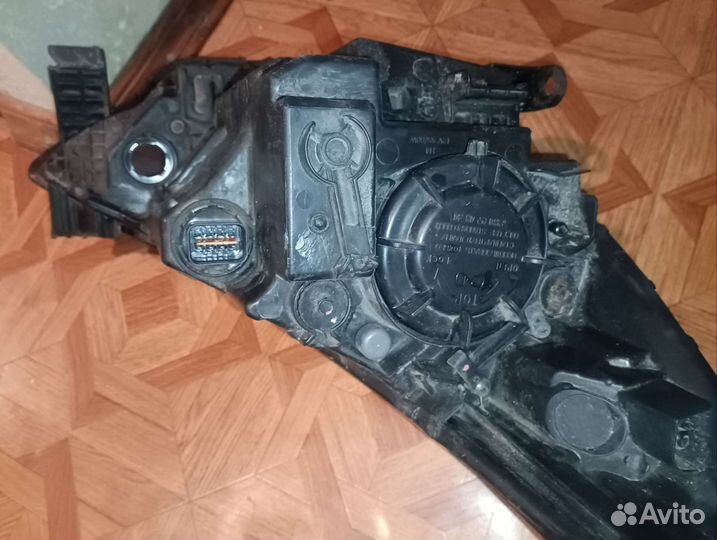 Фара левая hyundai solaris 2012