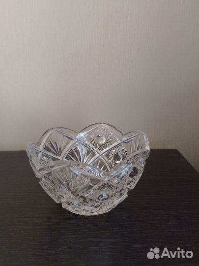 Хрустальная салатница и хрустальная конфетница