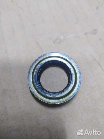 Правый сальник коленвала Yamaha Jog Axis 50/90