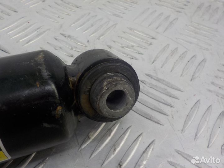 Амортизатор задний правый, Mercedes-Benz C W205 2014