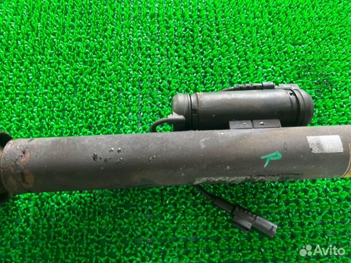 Амортизатор зад. Mercedes-Benz GL550