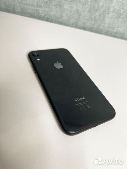 iPhone Xr, 64 ГБ