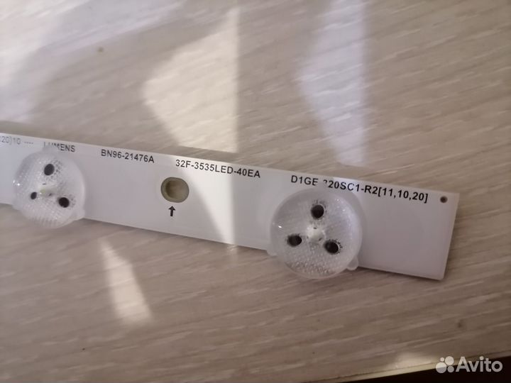 D1GE-320SC1-R2 32F-3535LED-40EA BN96-21476A