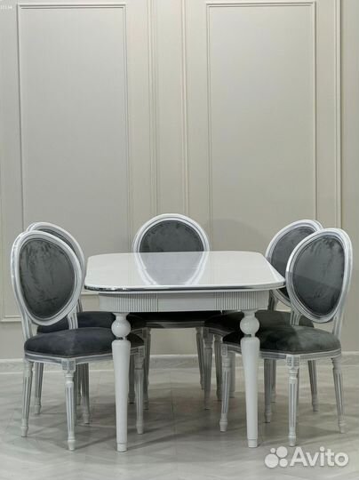 Стол со стульями в наличии\оплата при получении