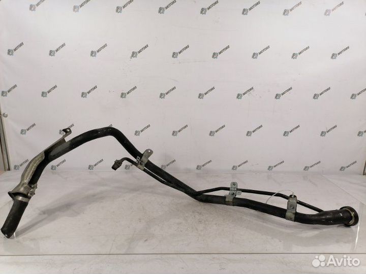 Горловина топливного бака Toyota Alphard ANH10W