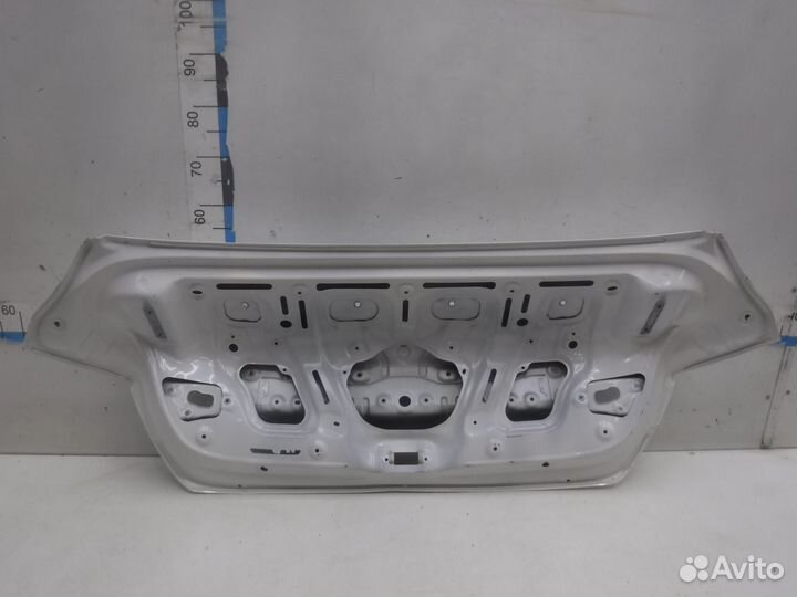 Крышка багажника на Hyundai Elantra 69200AA010