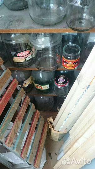 Продаются банки разной емкости с крышками и без