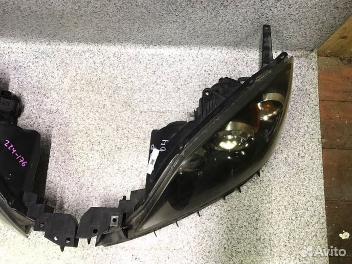Фара Mazda 3 BK 2005