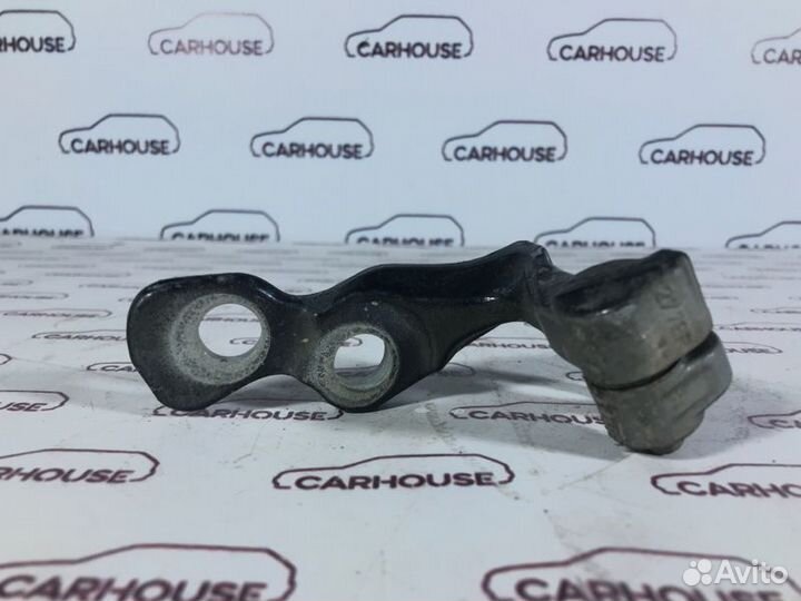 Петля двери передняя правая Ford Focus 2 купе 1.6